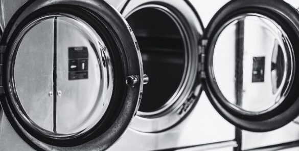 Jak często prać garnitur