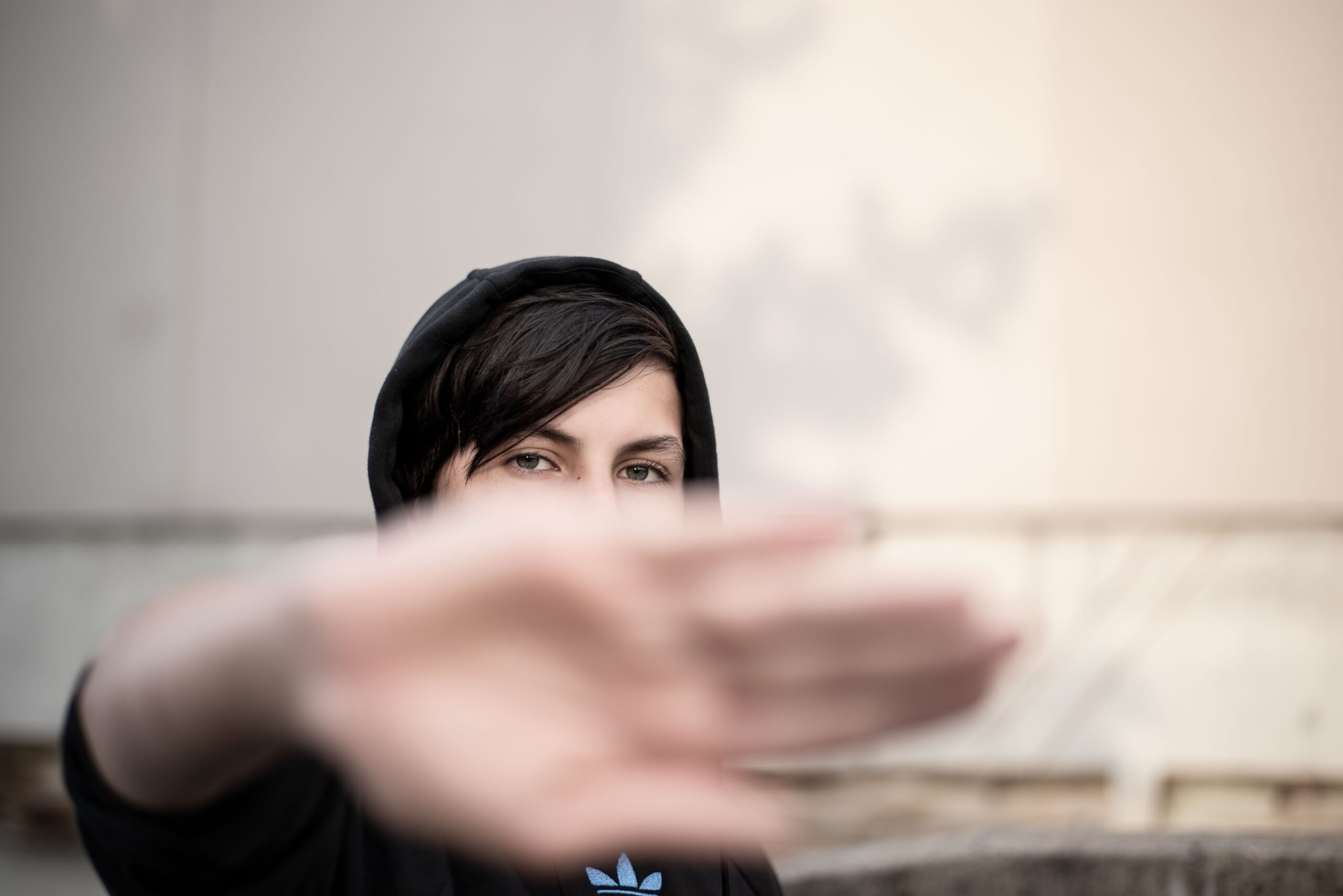 Co zamiast bluzy, gdy chcesz wyglądać dojrzalej